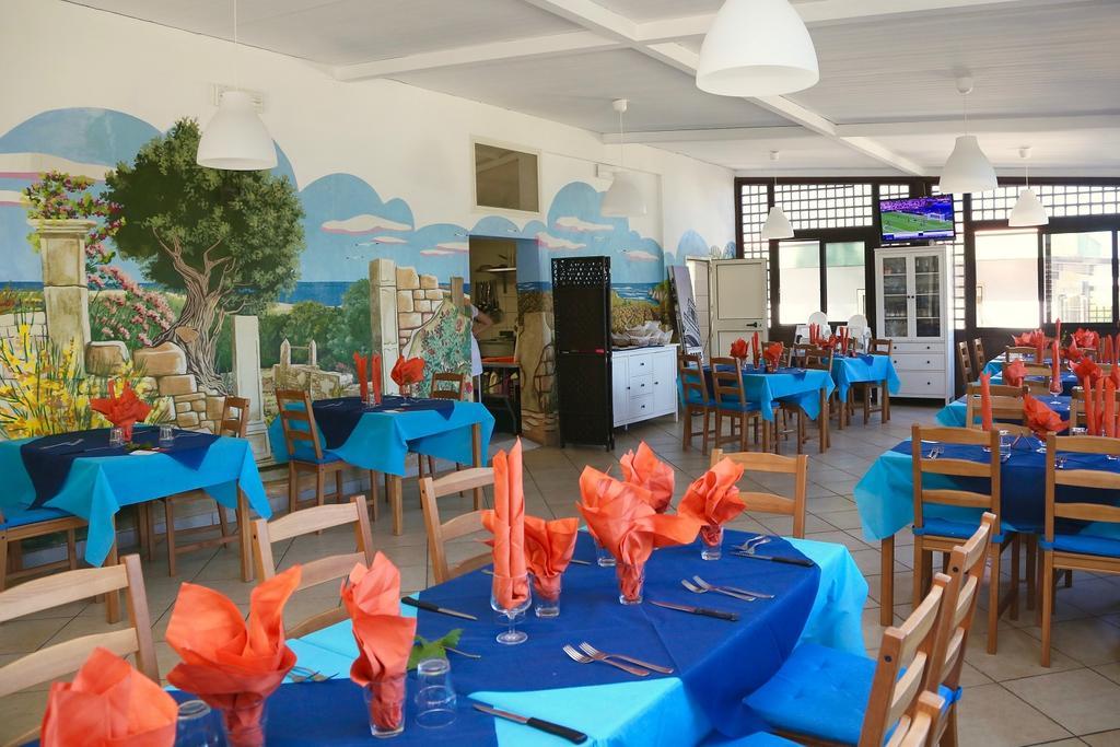 Camping Villaggio Internazionale San Menaio Exterior foto